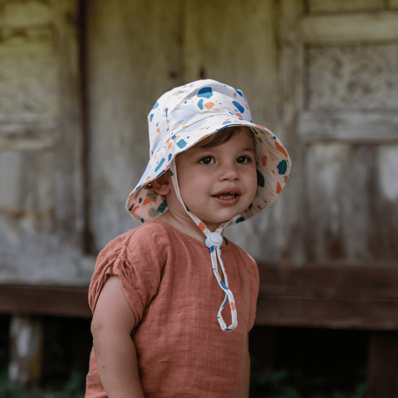 IZIMINI Charlie cotton baby bucket hat